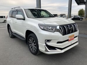 2020 Toyota Prado thumbnail