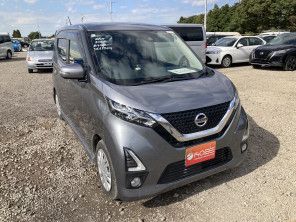 2019 Nissan Dayz thumbnail