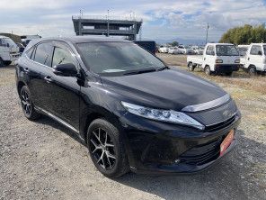 2019 Toyota Harrier thumbnail