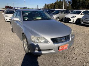 2005 Toyota Mark X thumbnail