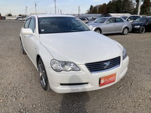 2004 Toyota Mark X thumbnail