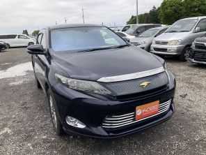 2014 Toyota Harrier thumbnail