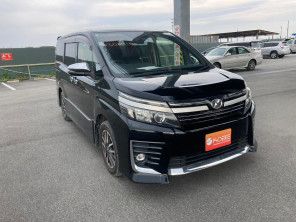 2017 Toyota Voxy thumbnail