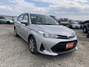 2019 Toyota Corolla Axio thumbnail