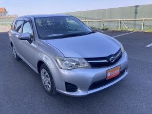 2013 Toyota Fielder thumbnail