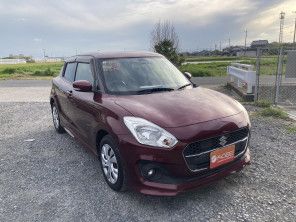 2019 Suzuki Swift thumbnail