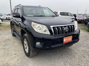 2013 Toyota Land Cruiser Prado thumbnail