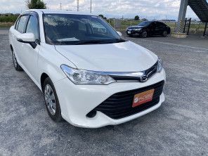 2015 Toyota Corolla Axio thumbnail
