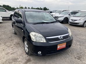 2009 Toyota Raum thumbnail