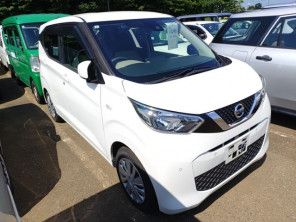 2019 Nissan Dayz thumbnail