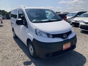 2021 Nissan NV200 thumbnail