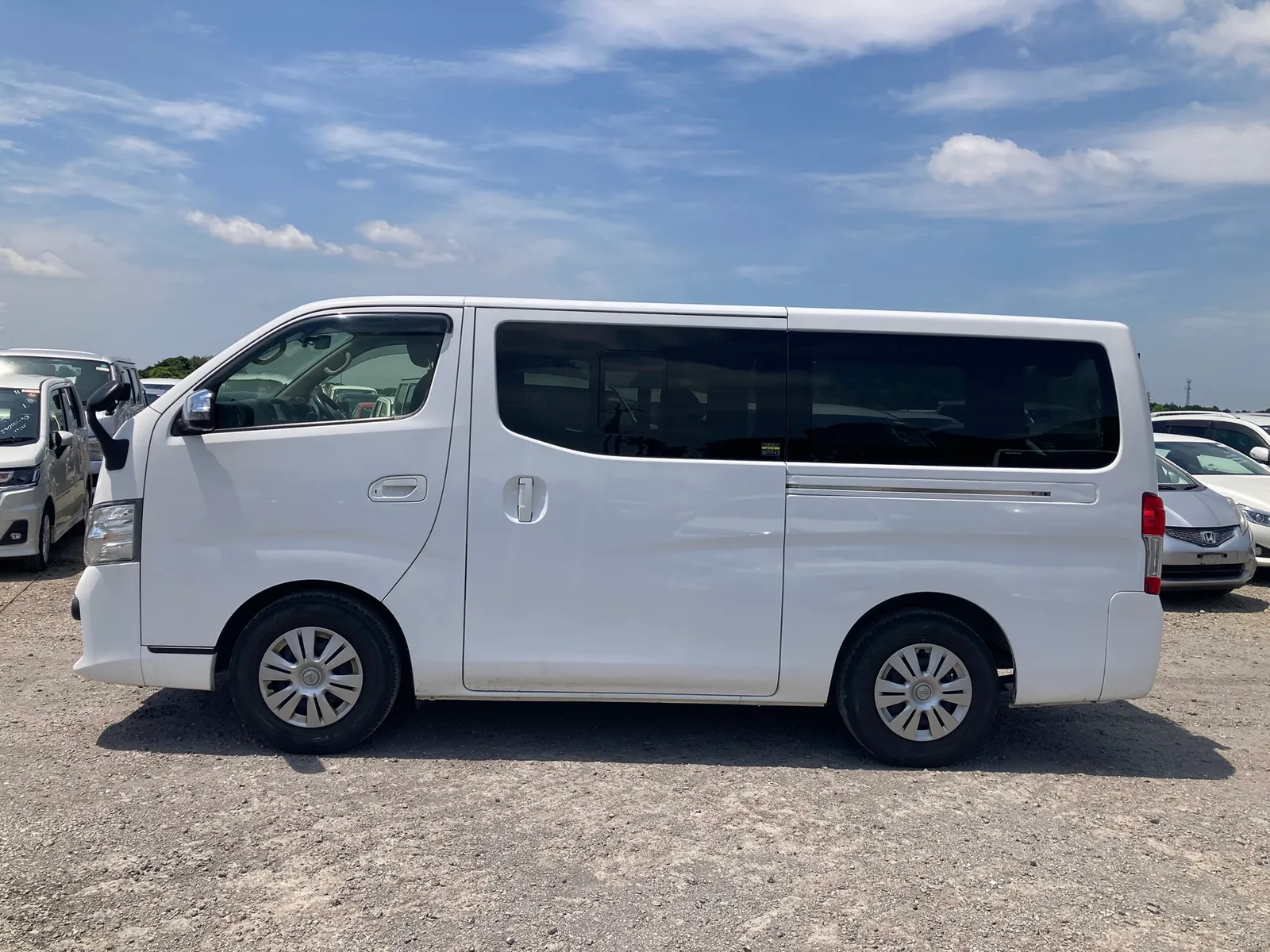 Vehicle Image - 8